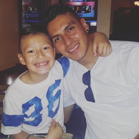 Meet your Posher, Raul - Picture 1 of 1